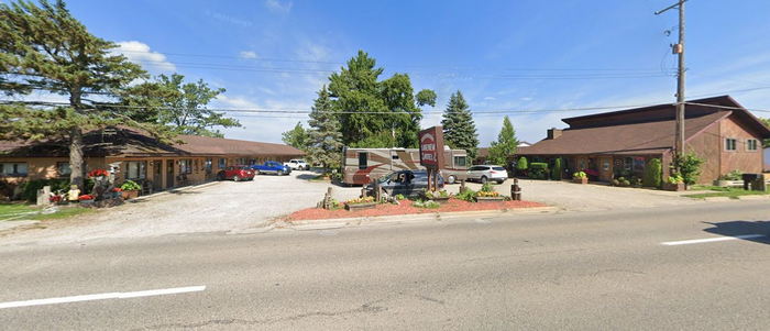 Korbinskis Lakeview Motel (McKees Coffee Bar and Cabins, Denton Creek Motel) - 2022 Street View Of Korbinskis